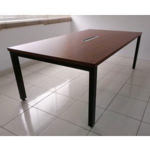 Modelo Mesa de Reunión